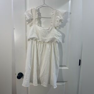 Charming White Entro Dress with Ruffle/Scallopped Straps